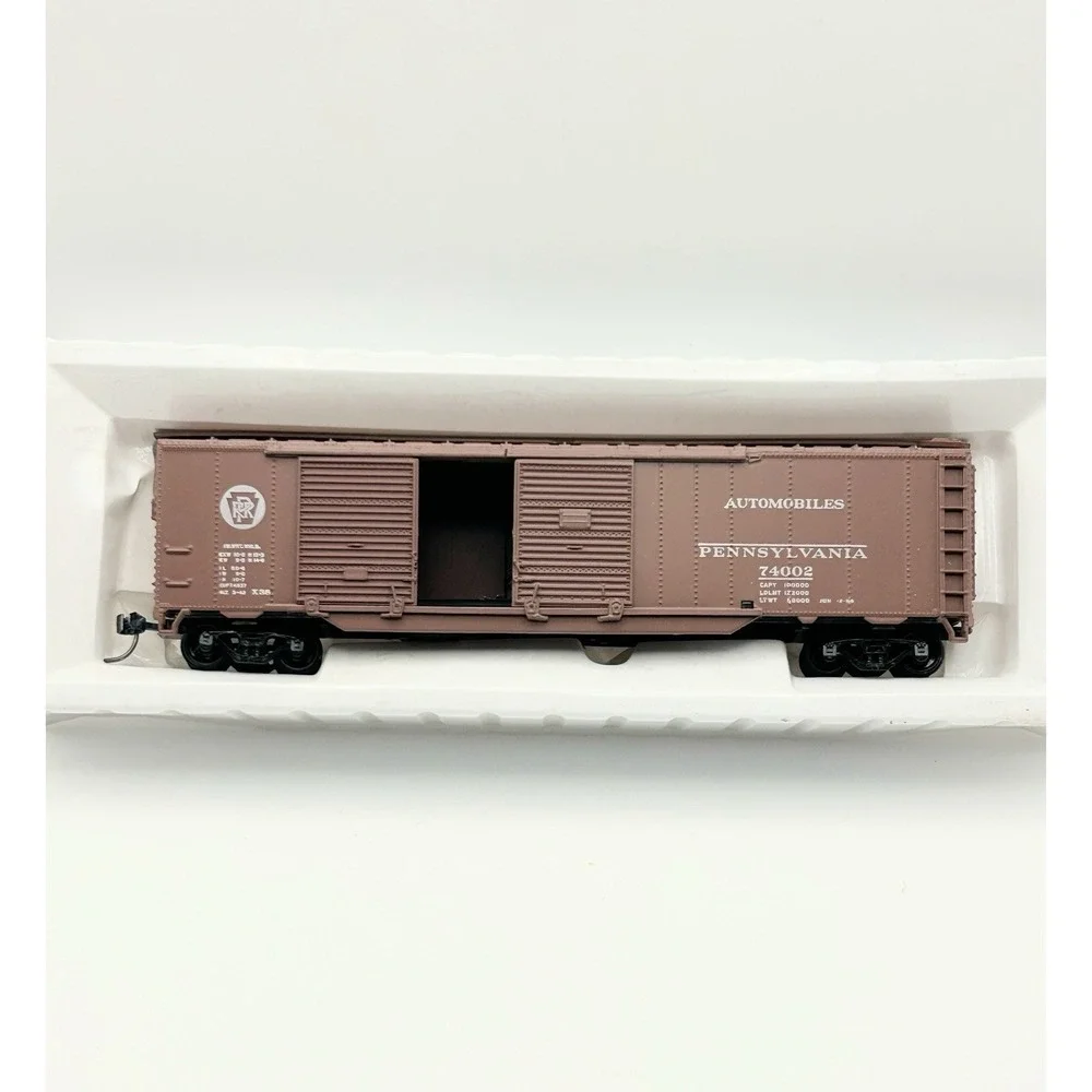 Bachmann HO Scale Triangle Pacific TPFX 5510 Brown‎ Box Car Freight Train Used